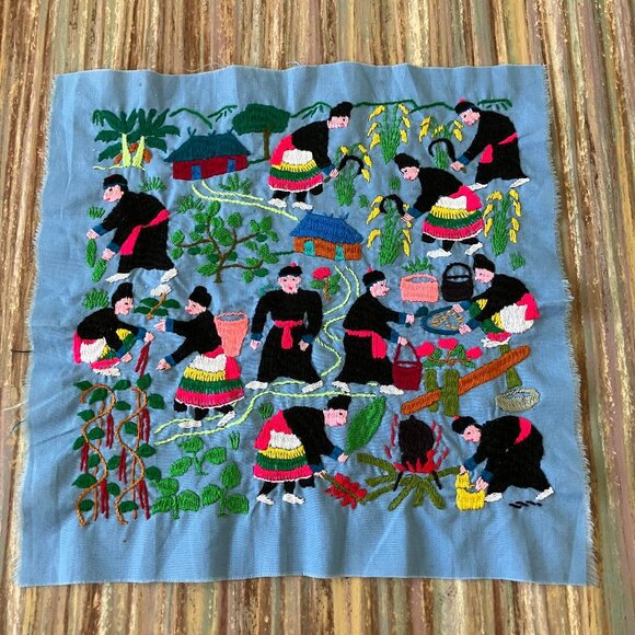 Hmong Story Cloth Hand Embroidered Fabric Square Village Farm Harvest Folk Art - Picture 1 of 3